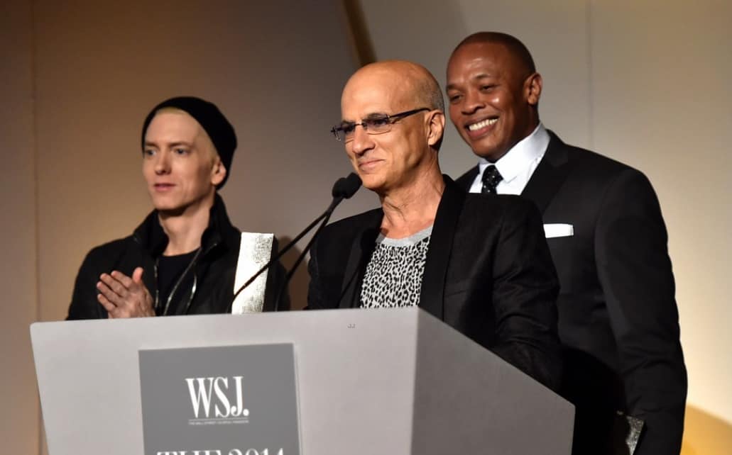 Eminem Honour Dr.Dre & Jimmy Iovine For 2014 Innovator Awards