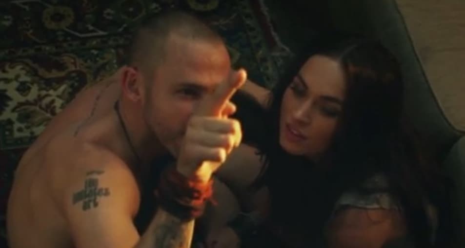 Dominic Monaghan Reveals how he got the role in Eminem's Love The Way You Lie Music Video
