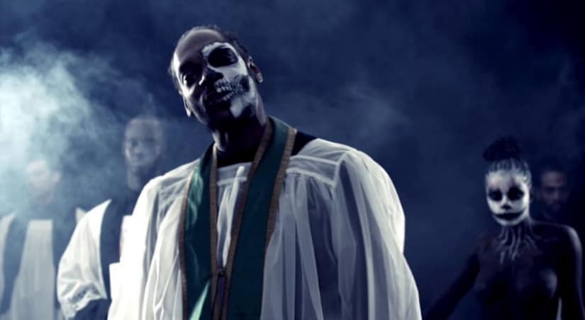 Watch Snoop Dogg - Legend (Music Video)