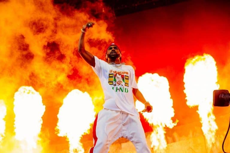 Watch Big Sean Debuts New Travis Scott featured New Song at Lollapalooza