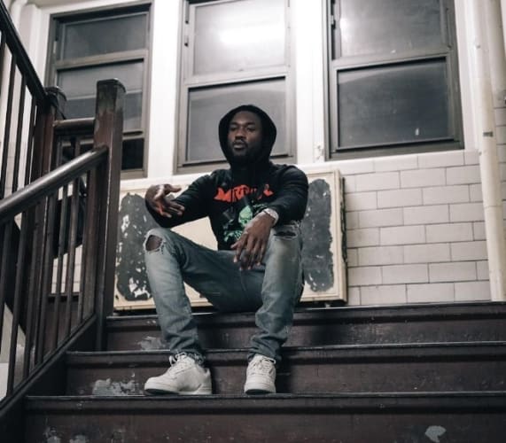 Meek Mill Releases A New Track Called "Team Rich"