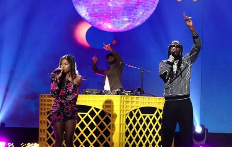 Watch 2 Chainz & Amerie Performs 'Rule The World' on The Ellen Show
