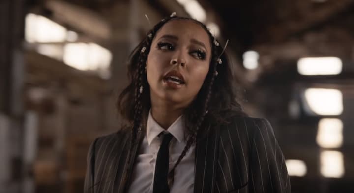 New Video Tinashe - Save Room For Us (Feat. MAKJ)