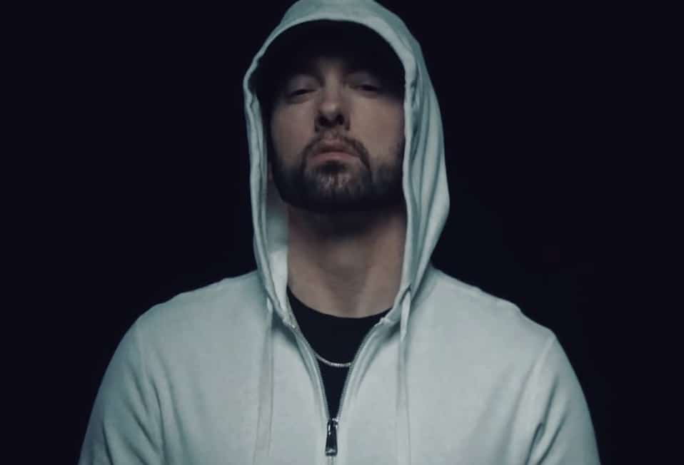 Listen Eminem's Full Version of Bang Surfaces Online (MGK Diss & Mac Miller Shout-Out)