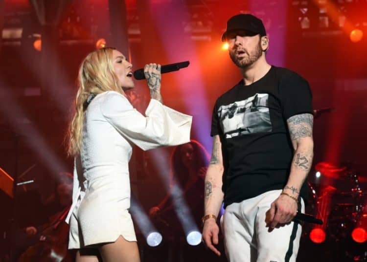 Eminem Praises Skylar Grey "One of the Top 5 Most Talented...