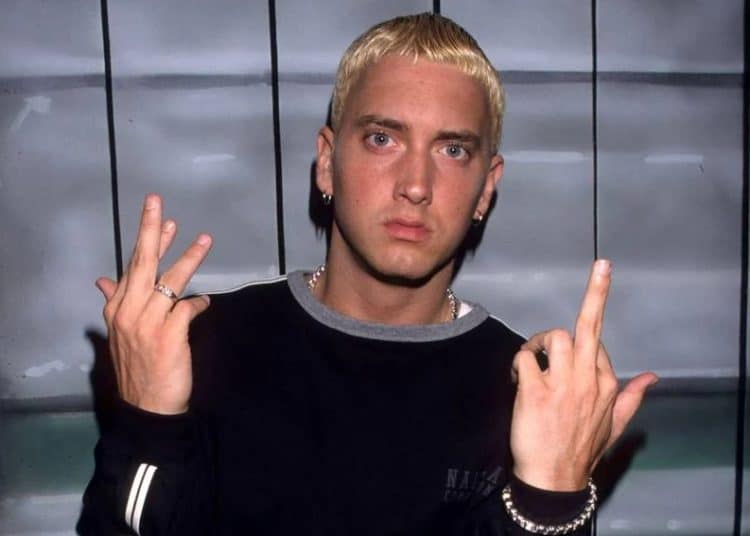 Eminem's Blonde Hair: How He Maintains His Platinum Locks - wide 2