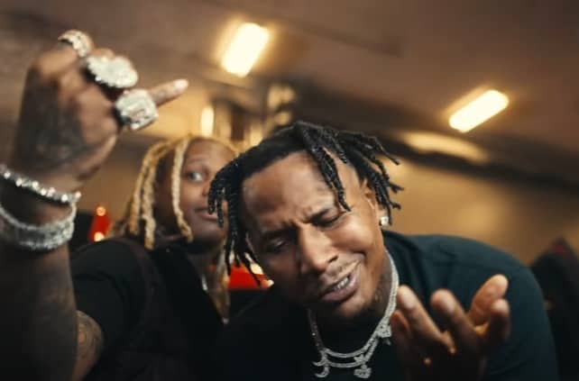 New Video Moneybagg Yo - Switches & Dracs (Feat. Lil Durk & EST Gee)