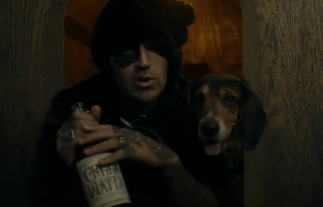 Watch Yelawolf Releases Music Video For Dog House