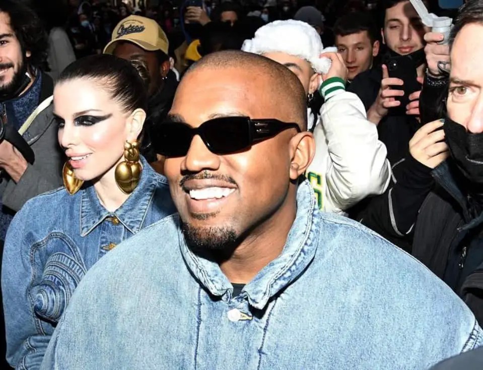 Kanye West Is Planning To Hire Homeless People As Models For New Yeezy Collab Fashion Show