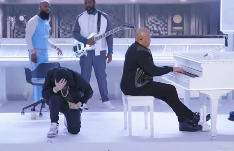 Eminem Took The Knee At Super Bowl Even After NFL Asked Not To