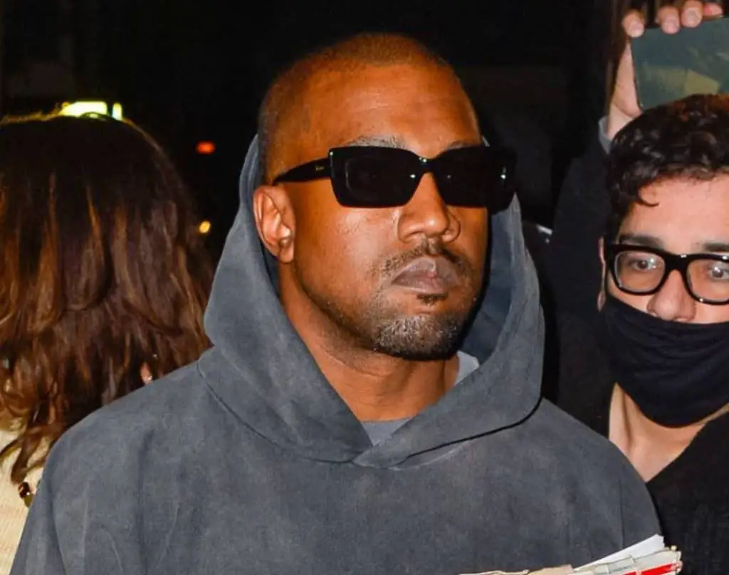 Kanye West Snaps At A Fan Who Said He's Off The Meds, Album Gonna Go Crazy