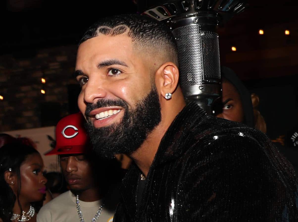 Drake Laughs At Reports That He Only Made $50 Million in 2021