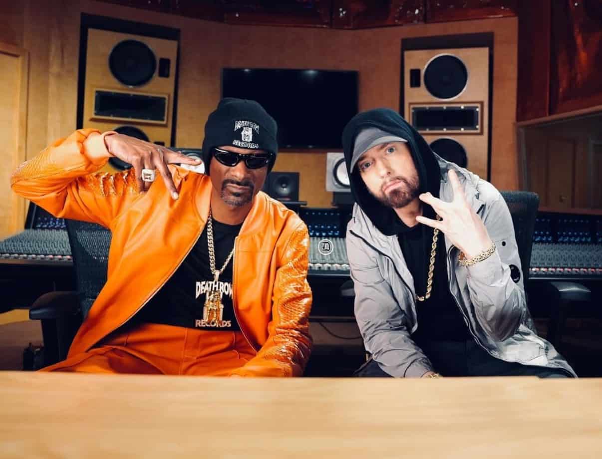 Snoop Dogg Persuade Eminem To Join The Metaverse On A Phone Call