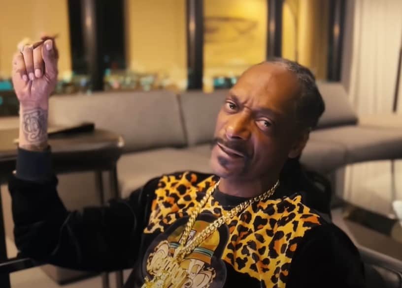 Snoop Dogg Releases Music Video For Touch Away Feat. October London