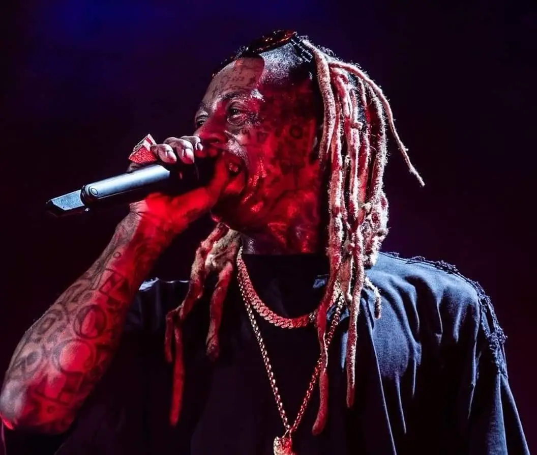 Lil Wayne Takes Shots At Concertgoer For Throwing Something At Him During Concert