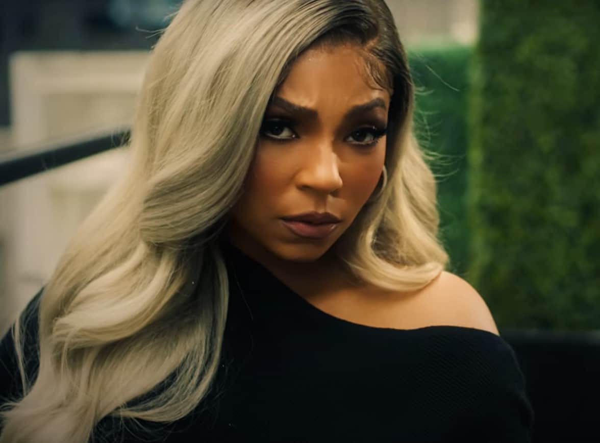 Ashanti Returns With New Single & Video Falling For You