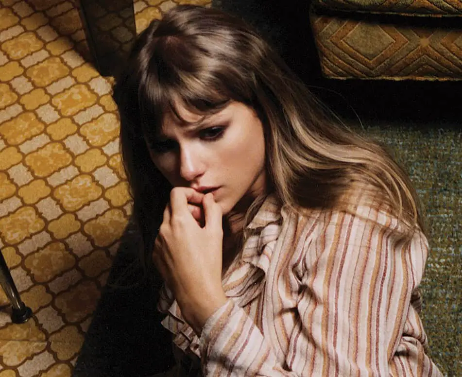 Taylor Swift's New Album Midnights Debut At #1 On Billboard 200 With Record Breaking 1.5 Million Sales