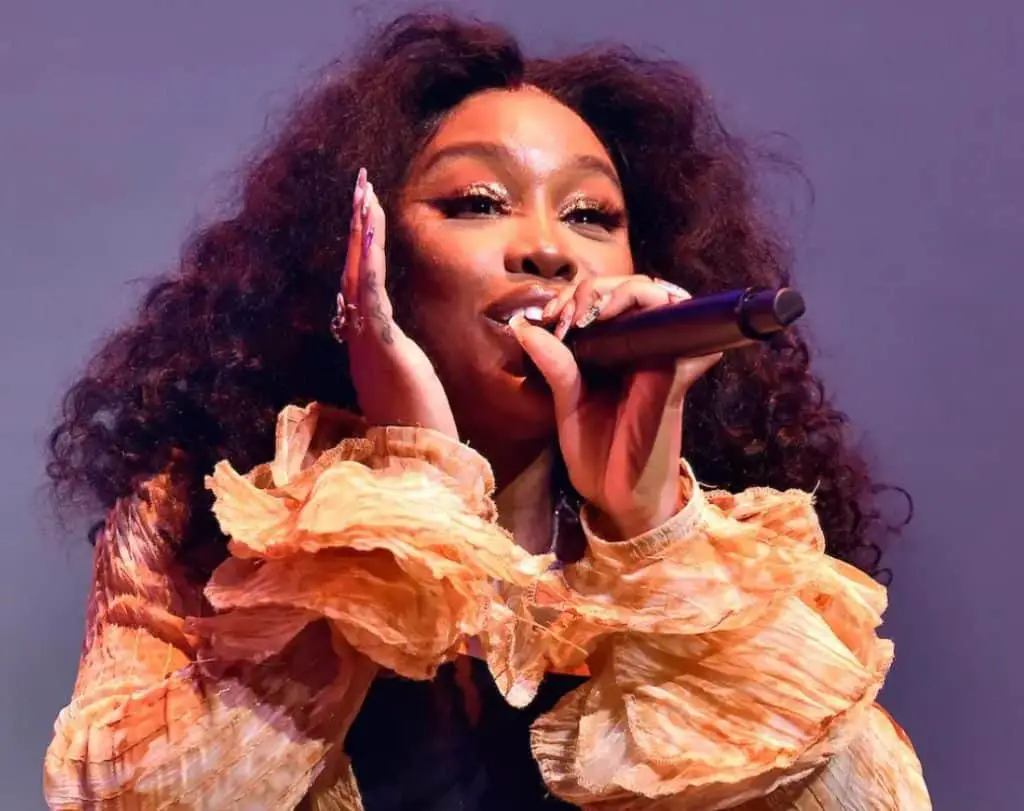 SZA New Album 'SOS' Review SZA Channeled Everything She Has Been In Five Years To A Fine Project