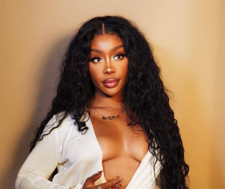 SZA Unveils Multiple Artworks For SOS Deluxe Album LANA