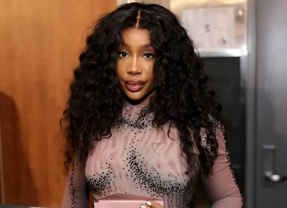 SZA Returns With Her New Single Saturn
