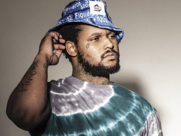 ScHoolboy Q Releases His New Album "Blue Lips" Feat. Freddie...