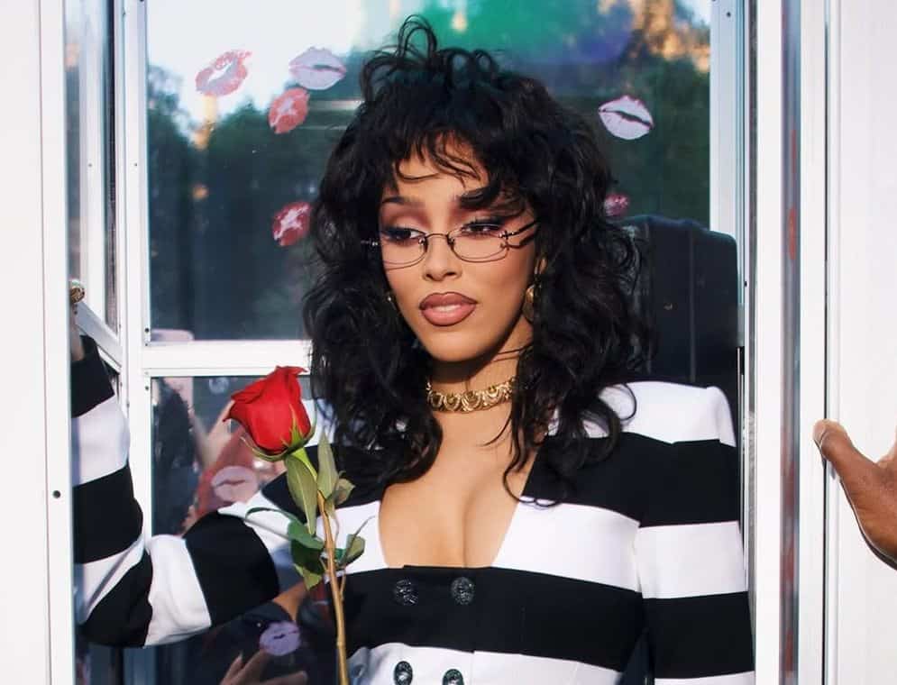 Doja Cat Releases Her New Album Vie Feat. SZA
