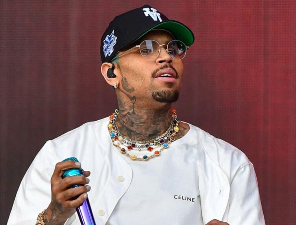 Chris Brown Announces New Album BROWN; Dropping May 8